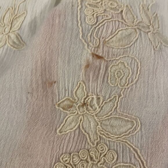 SUGAR+LIPS cream blouse - Picture 3 of 12